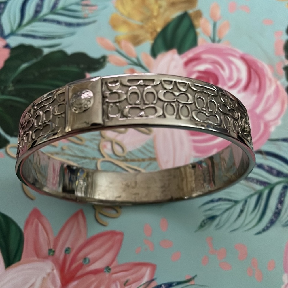 Authentic signature coach silver bangle VGUC